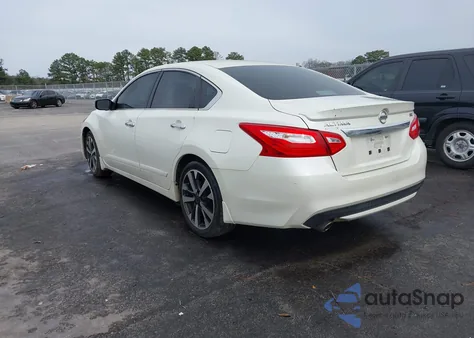 2016 Nissan Altima 2.5 Sr из США, поврежденный, VIN 1N4AL3AP9GC270285